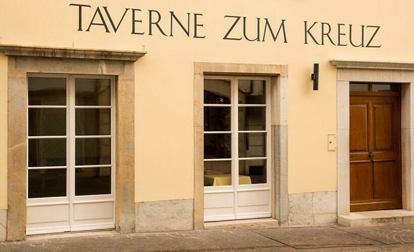 هتل Taverne Zum Kreuz
