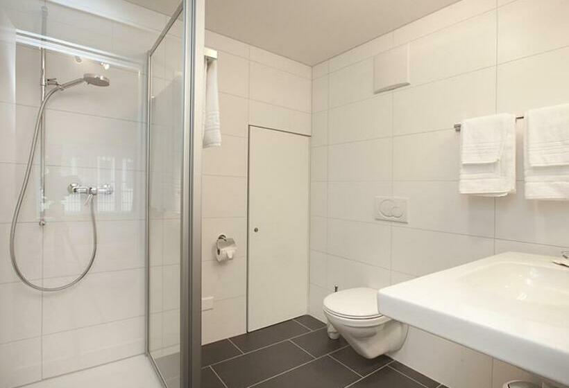 בית מלון כפרי Taverne Zum Kreuz