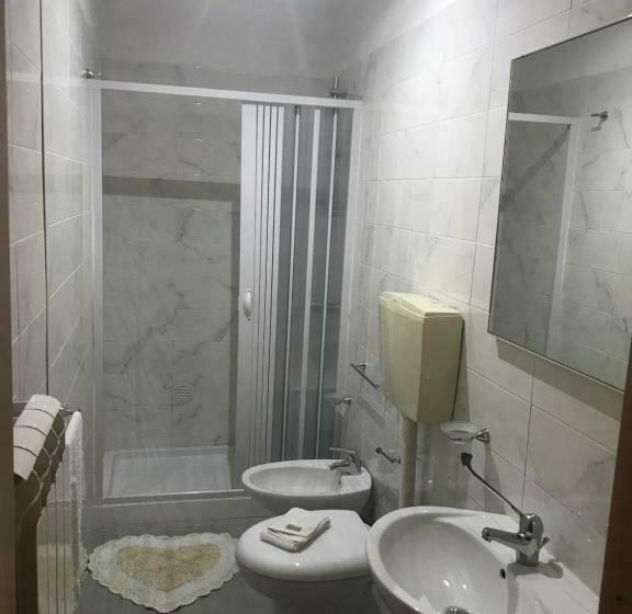 ベッドアンドブレックファースト Affittacamere Convivio