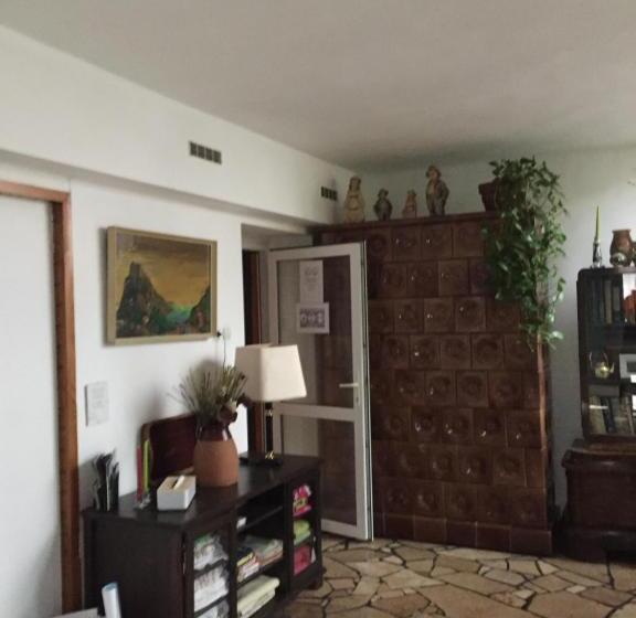 ペンション Apartman Donau Tát