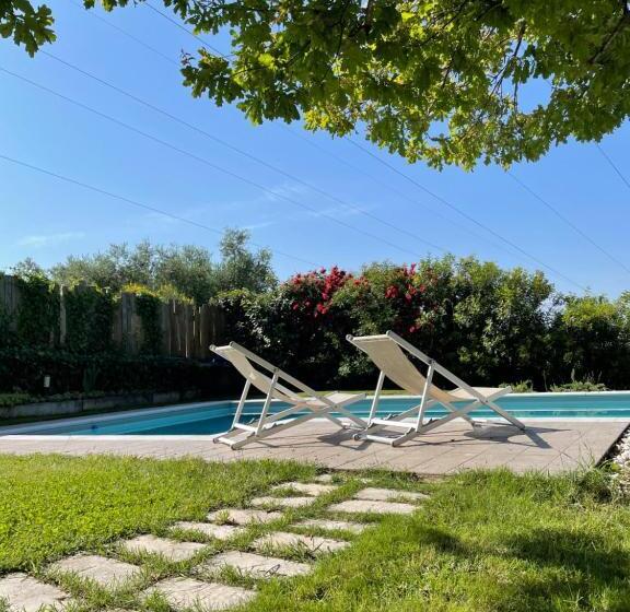 بنسيون Botanea Guest House