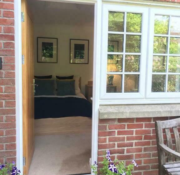 ペンション Garden Room