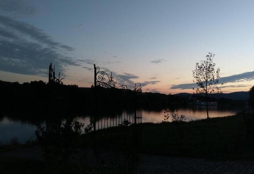 ペンション Schlössje