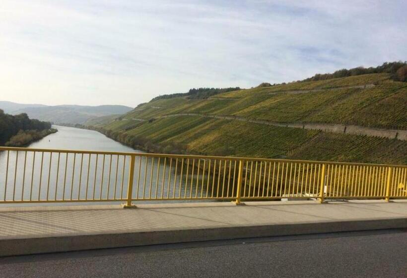 ペンション Schlössje