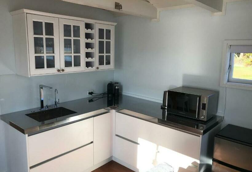 پانسیون The Boat House