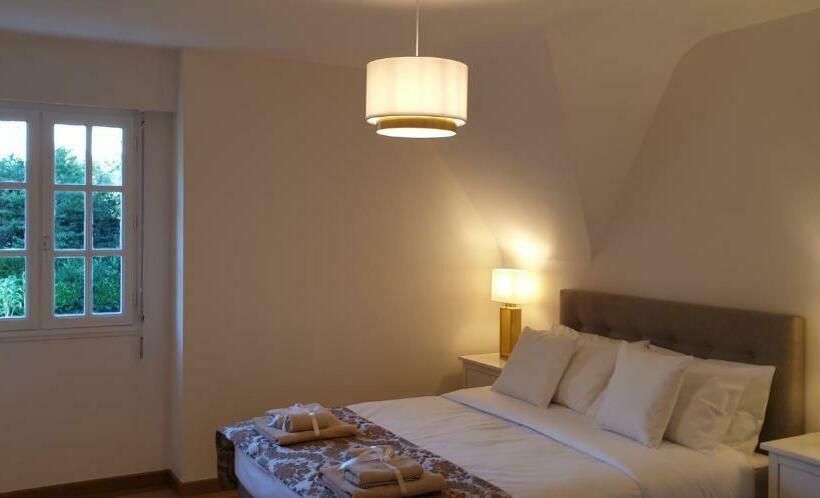 住宿加早餐  Crown Roads