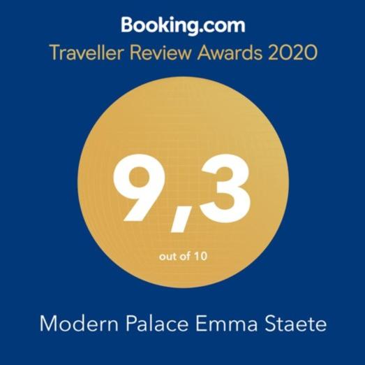 تختخواب و صبحانه Modern Palace Emma Staete