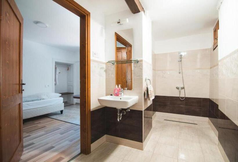 민박 Natúra Panzió&apartmanház