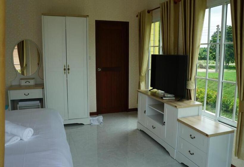 Evie Mae Resort