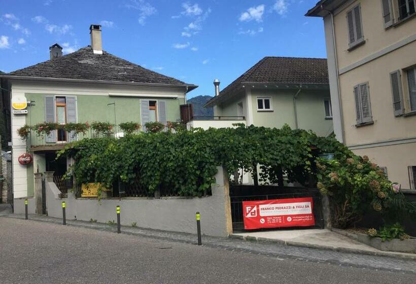 ペンション Residenza La Serenata   Happy Rentals
