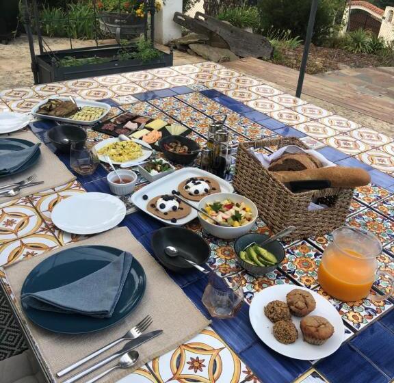 تختخواب و صبحانه Casa De L’albada