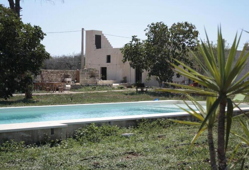 تختخواب و صبحانه Casina Solatia