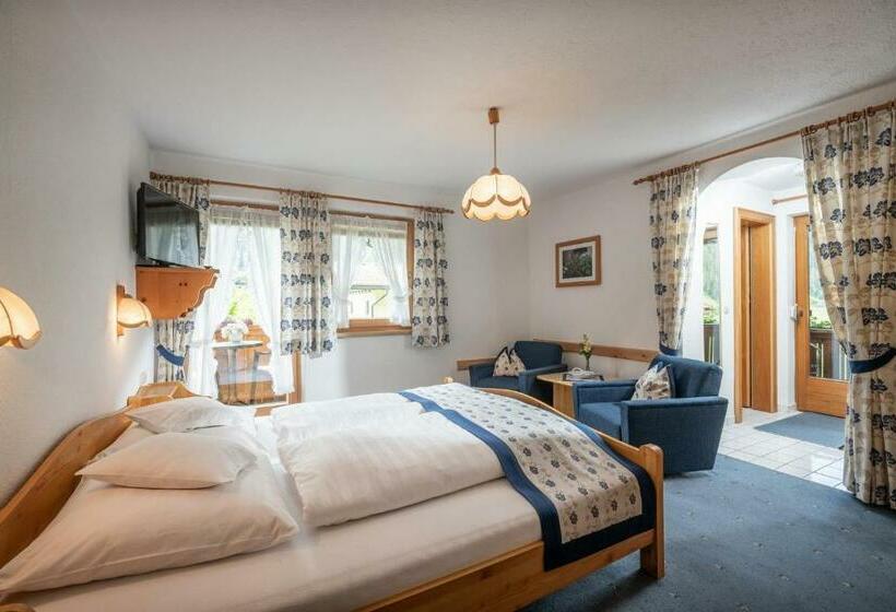 צימר Gästeheim Auwitsch