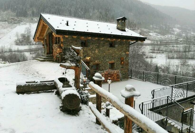 ペンション Chalet Cuore Selvatico