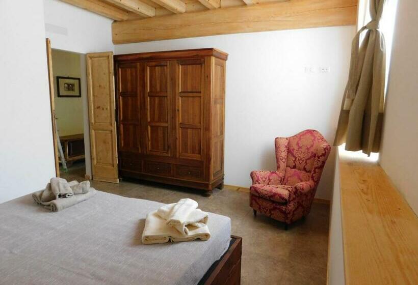 ペンション La Casa Di Paglia