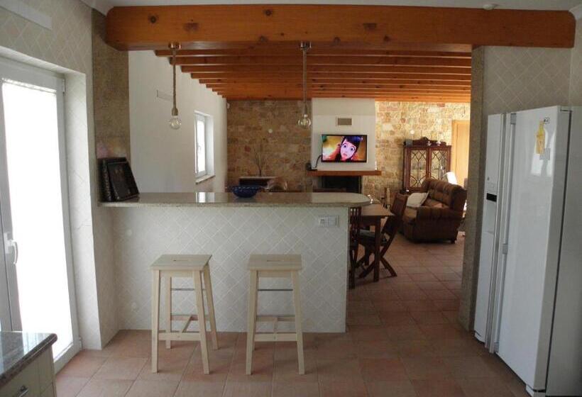پانسیون Quinta Mata Da Sé