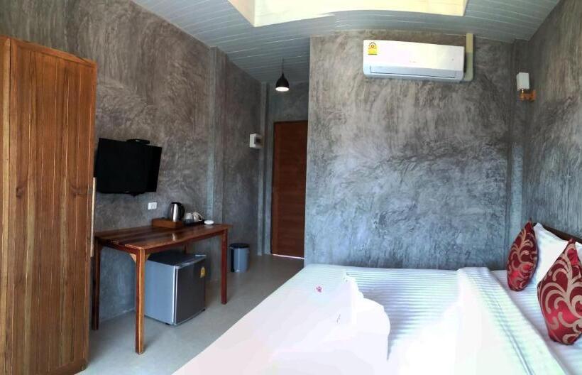 استراحتگاه Jr Place