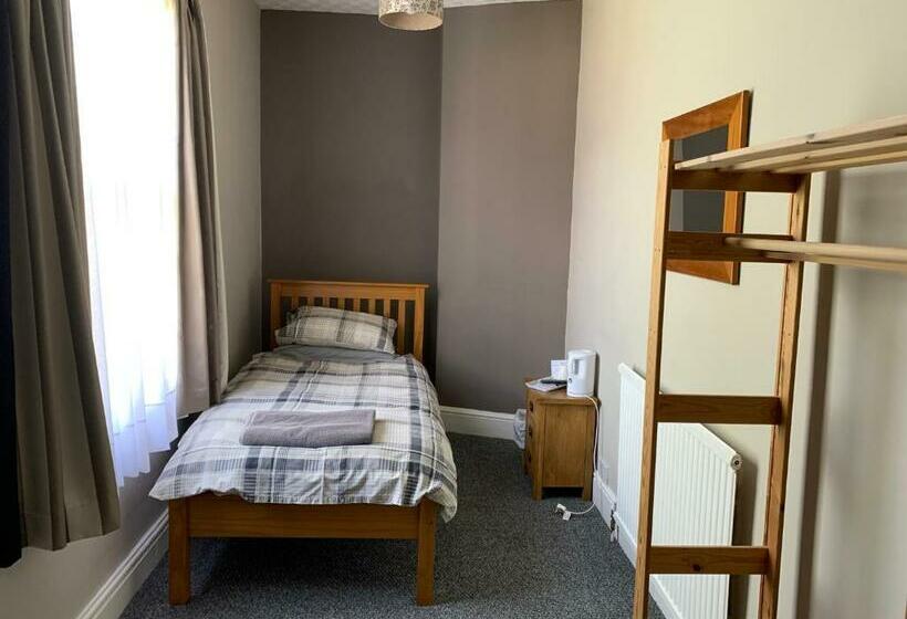 تختخواب و صبحانه Bourton House