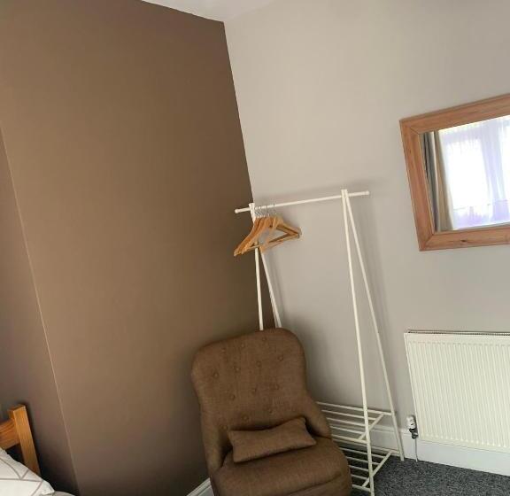 تختخواب و صبحانه Bourton House