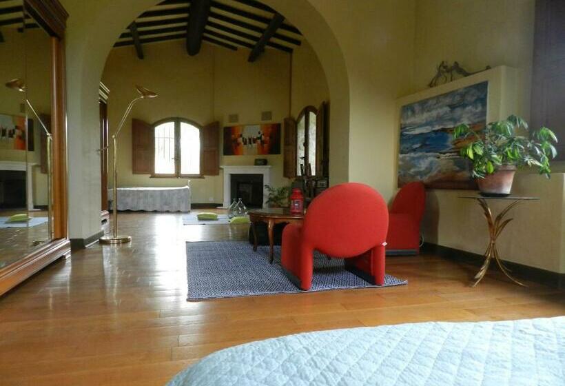 צימר Chambre Cévennes: Piscine, Lamas, Rivière