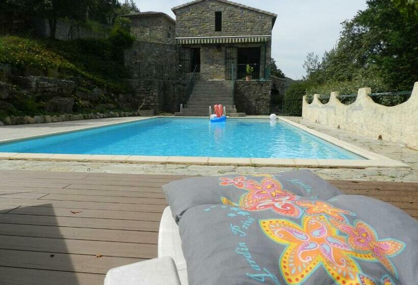住宿加早餐  Chambre Cévennes: Piscine, Lamas, Rivière