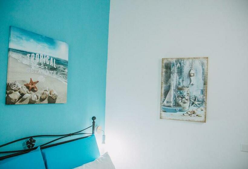 تختخواب و صبحانه Magico Sole