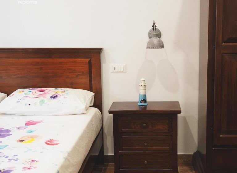 تختخواب و صبحانه Rubilia Rooms Pompei
