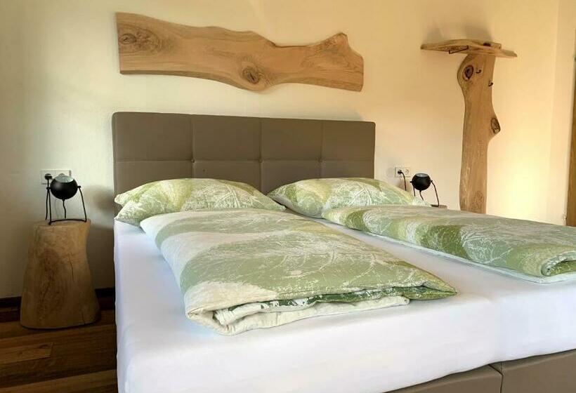 بنسيون Kornbranntgut Hieflau