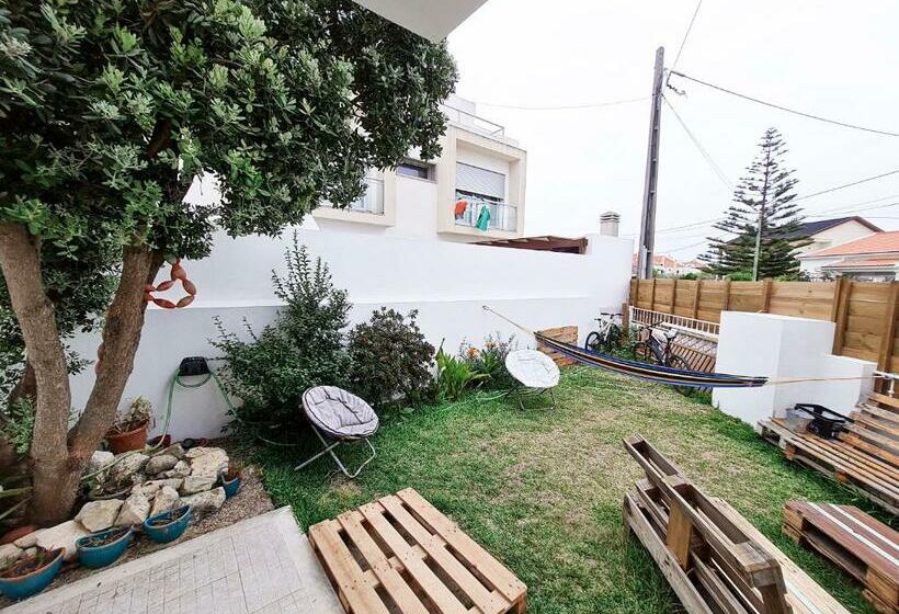 هاستل Cloud To Chill Surfhouse Baleal