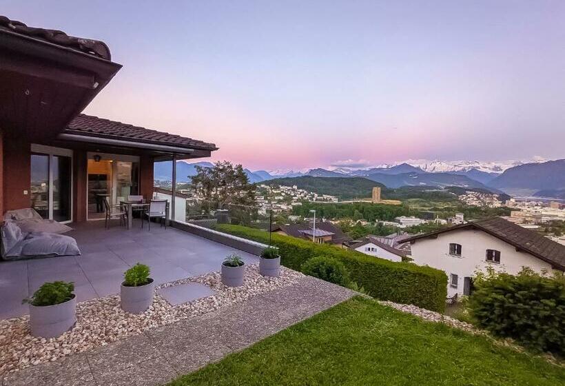 فندق صغير Young Backpackers Homestay