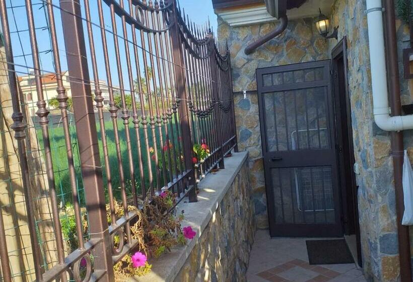 مبيت وإفطار Appartamento House Ida