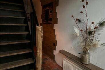 تختخواب و صبحانه Bed&breakfast Jonker