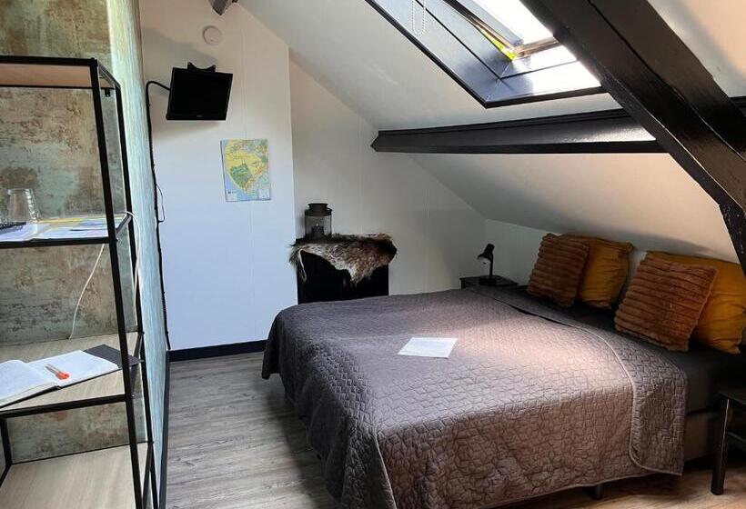 ベッドアンドブレックファースト Bed&breakfast Jonker