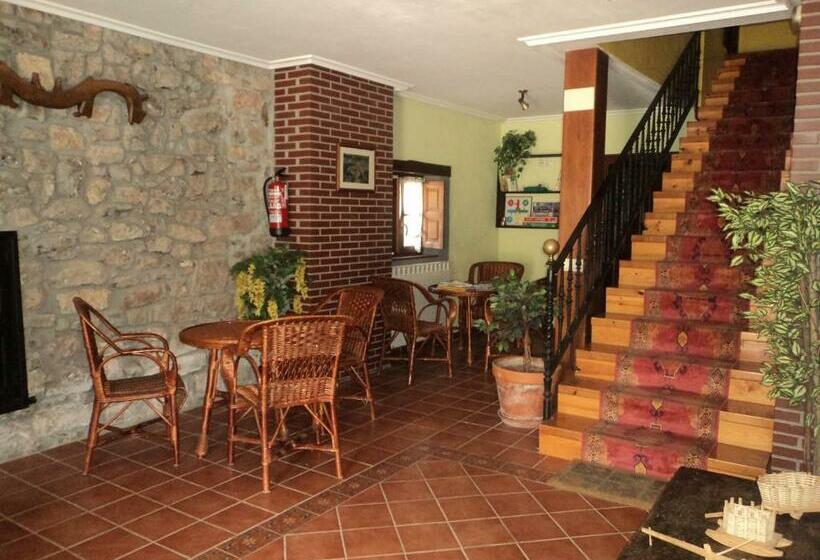هتل Rural La Casona Del Fraile