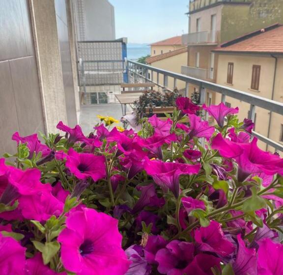 پانسیون Affittacamere Via Roma 12