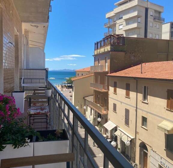 پانسیون Affittacamere Via Roma 12