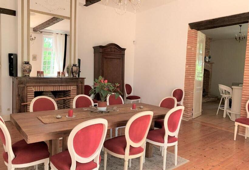 بنسيون Manoir De La Gravette