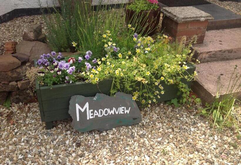 مبيت وإفطار Meadowview