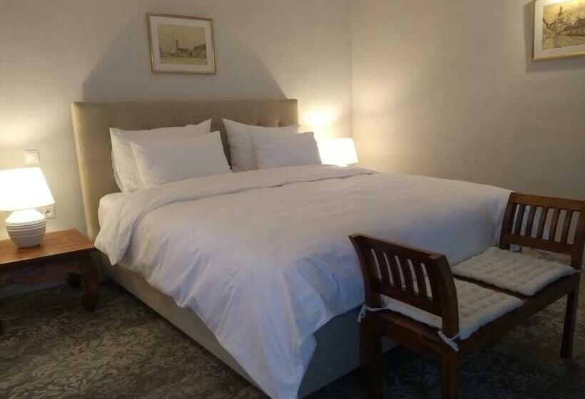 膳宿费 May House Rodinný Historický Dom