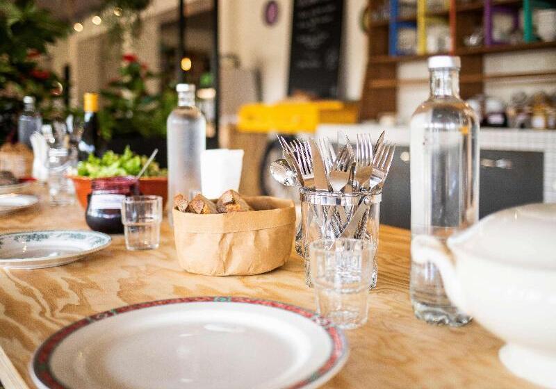 Greet Hotel Beaune