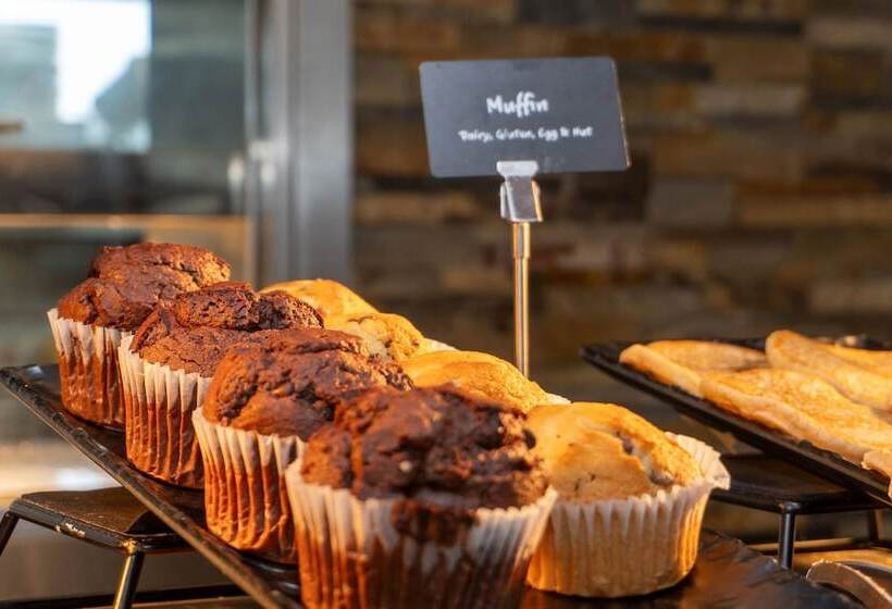 هتل Aloft London Excel