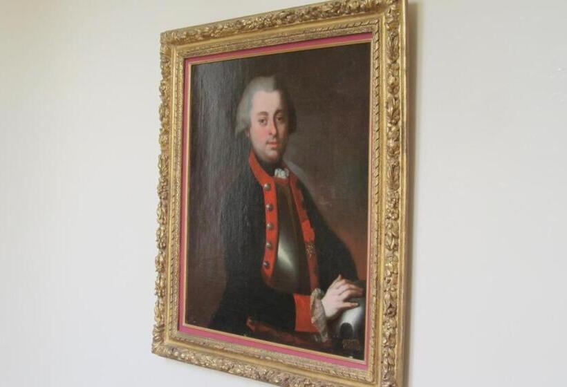 فندق Château De Lazenay   Résidence Hôtelière