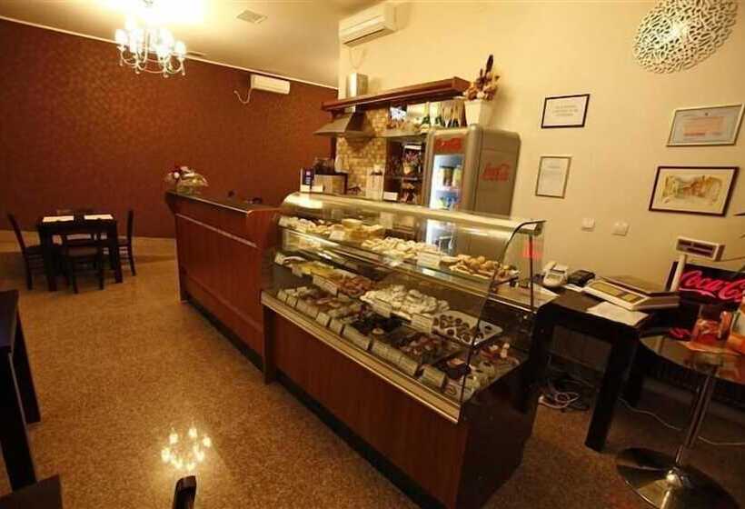 هتل Ibis Styles Pitesti Arges
