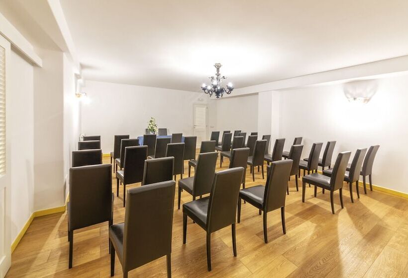 ホテル La Madonnina