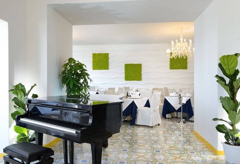 ホテル La Madonnina