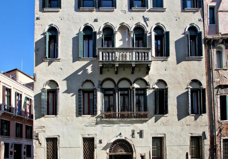 Residence Ca  Foscolo