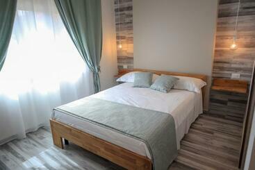 پانسیون Vittoria Rooms