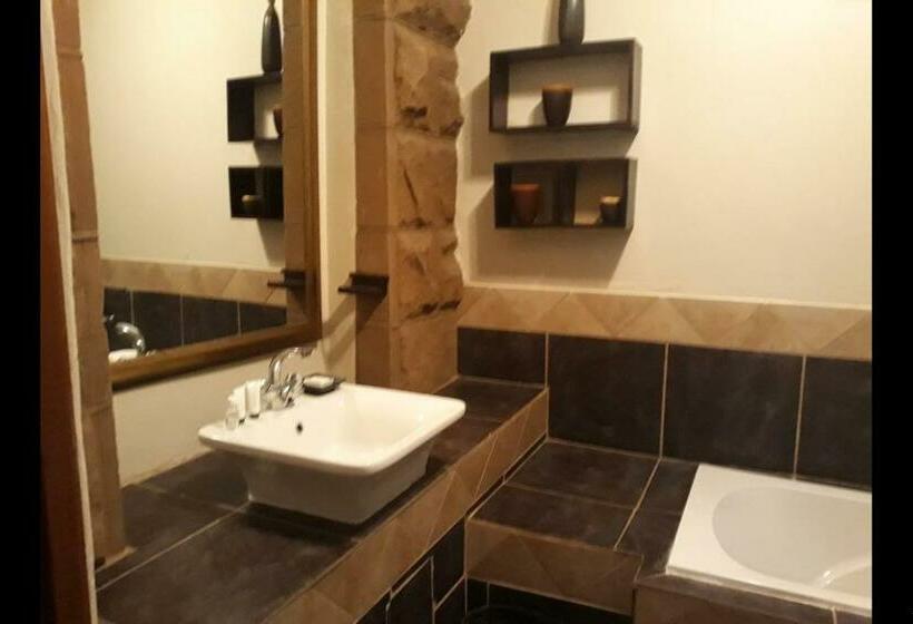 مبيت وإفطار African Dawn Guesthouse