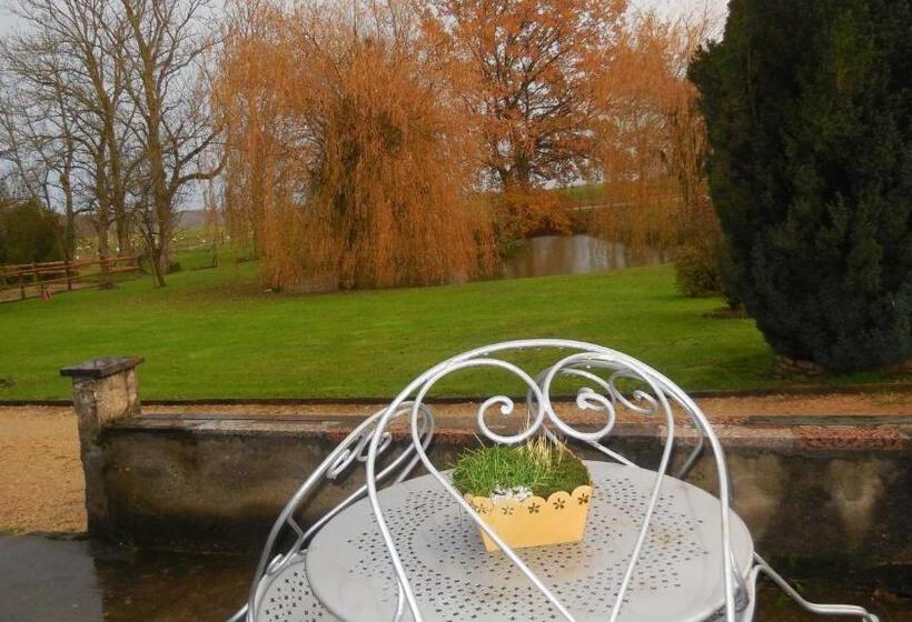 مبيت وإفطار Chambre D’hôtes La Jument Grise