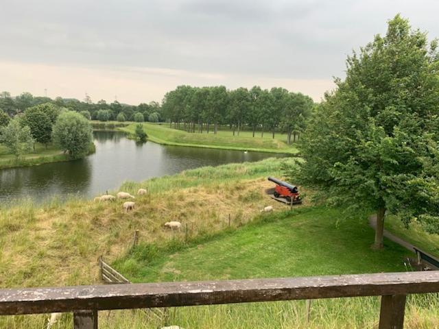 צימר Oostvoornsch Gastenverblijf